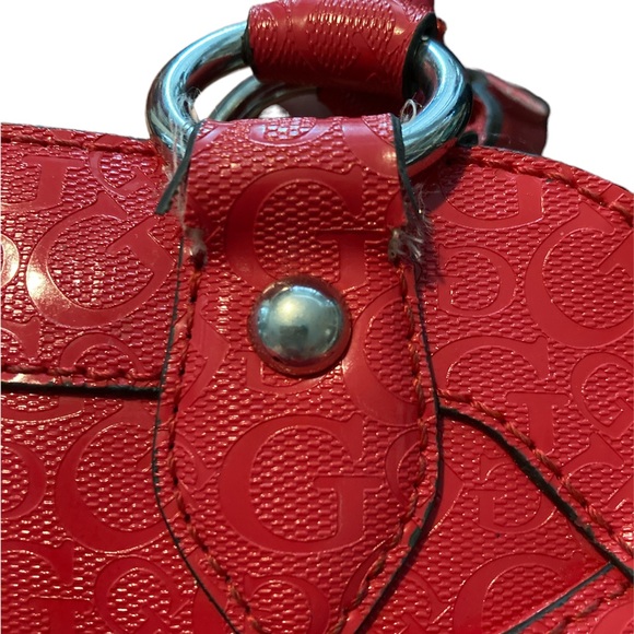 Guess red Ella Cruz rosy satchel EUC - Picture 4 of 7